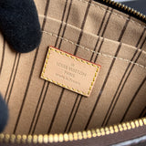 Louis Vuitton Neverfull MM Pouch (DK2157)