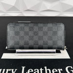Louis Vuitton Damier Graphite Zippy (CH0143)