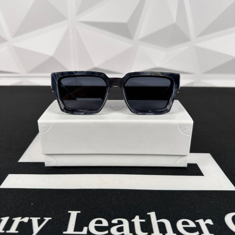 LOUIS VUITTON Acetate 1.1 Millionaires Z1326E Sunglasses Grey 1243153