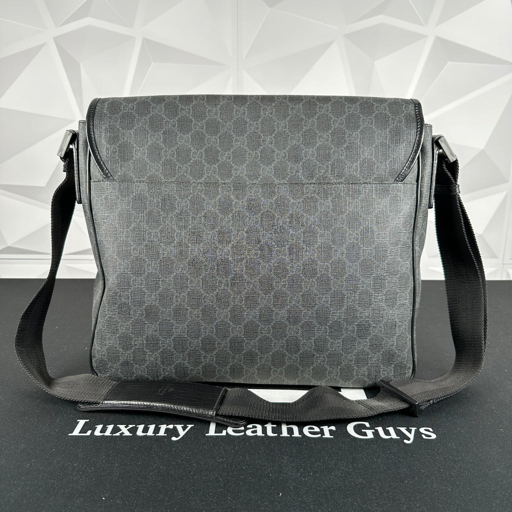 Gucci Gucci GG Monogram Messenger Bag Black