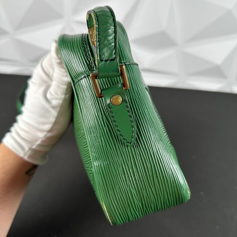 Louis Vuitton, Trocadero Epi Leather Borneo Green Crossb…