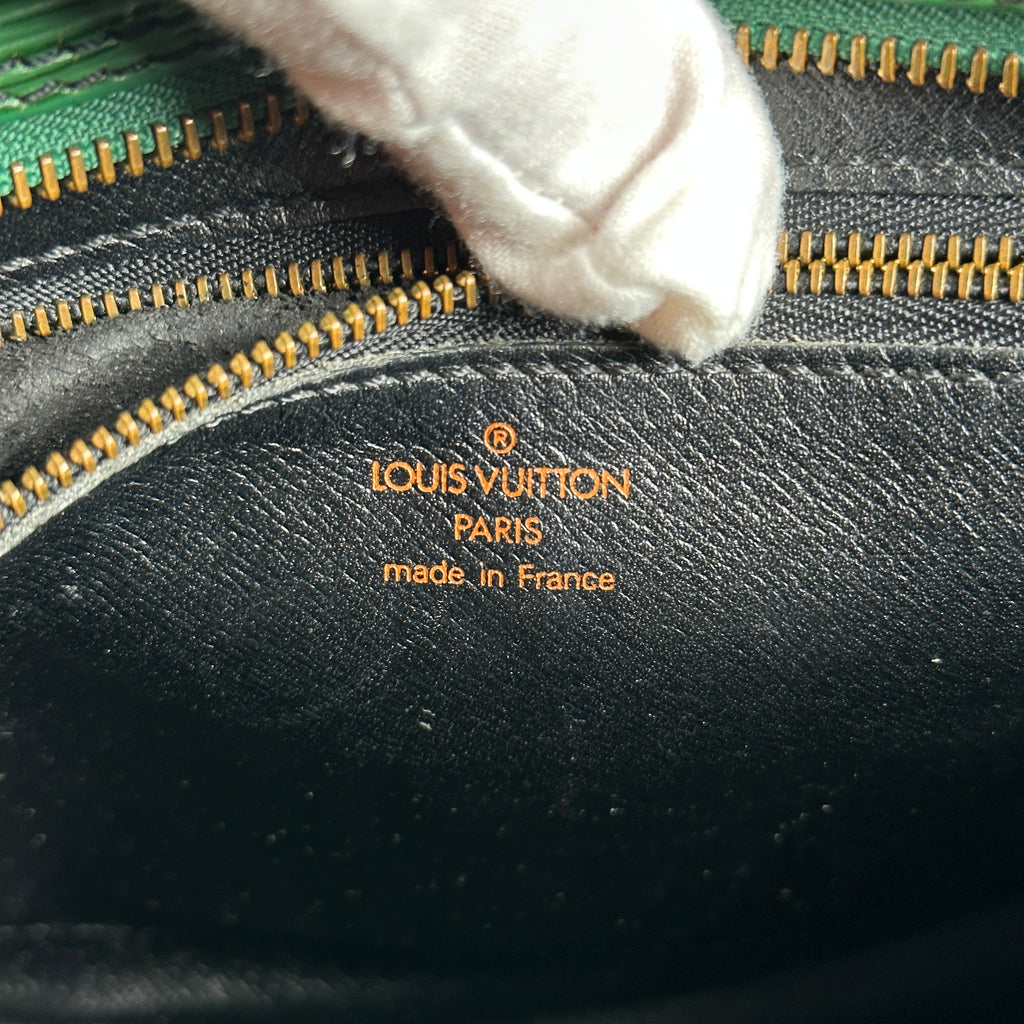 Louis Vuitton, Bags, Louis Vuitton Epi Trocadero 23 Shoulder Bag Green  M5234 Lv Auth 45592